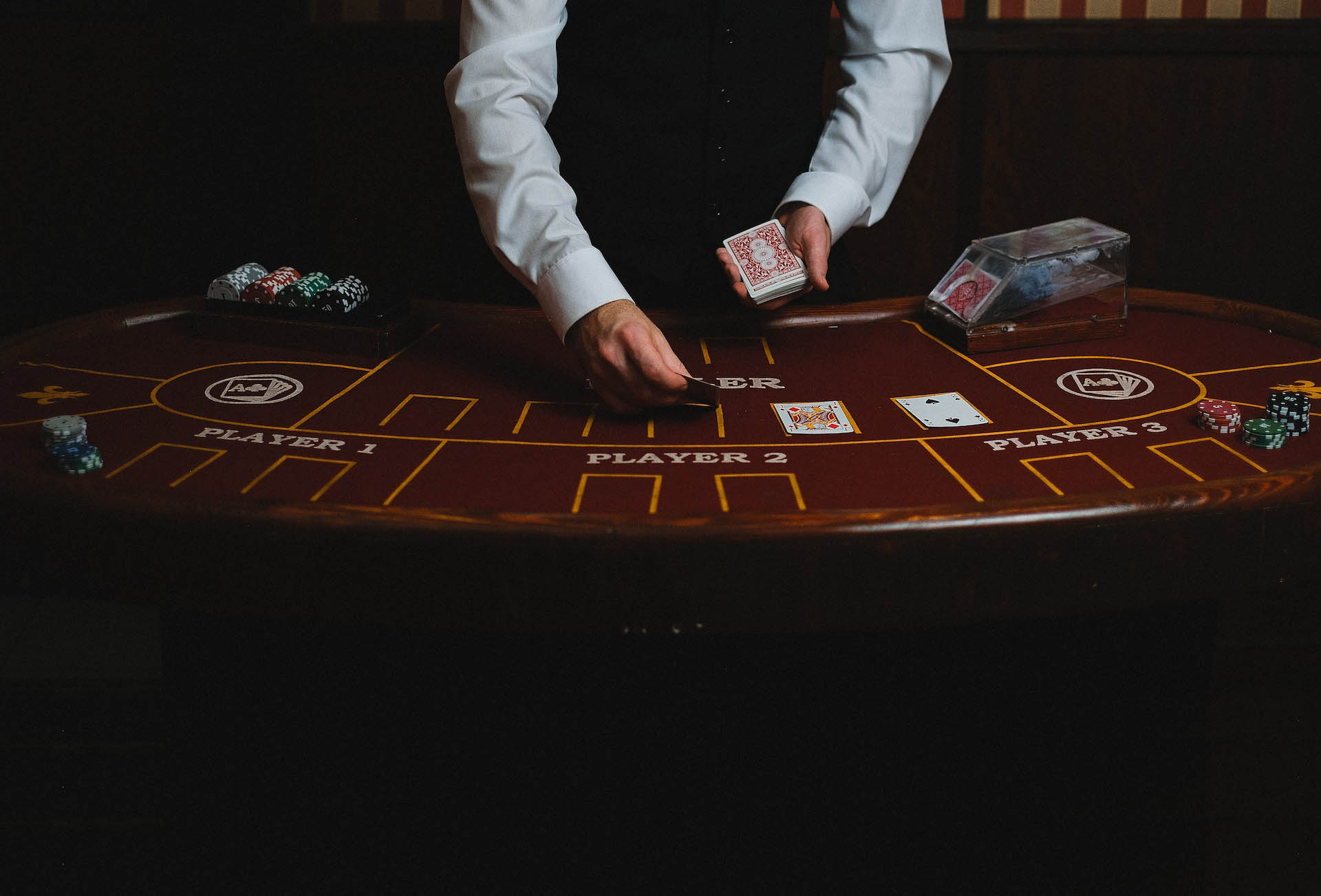 PPPoker green poker table
